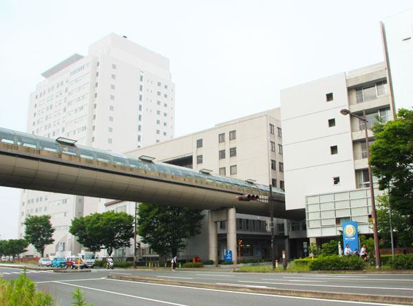 病院外観